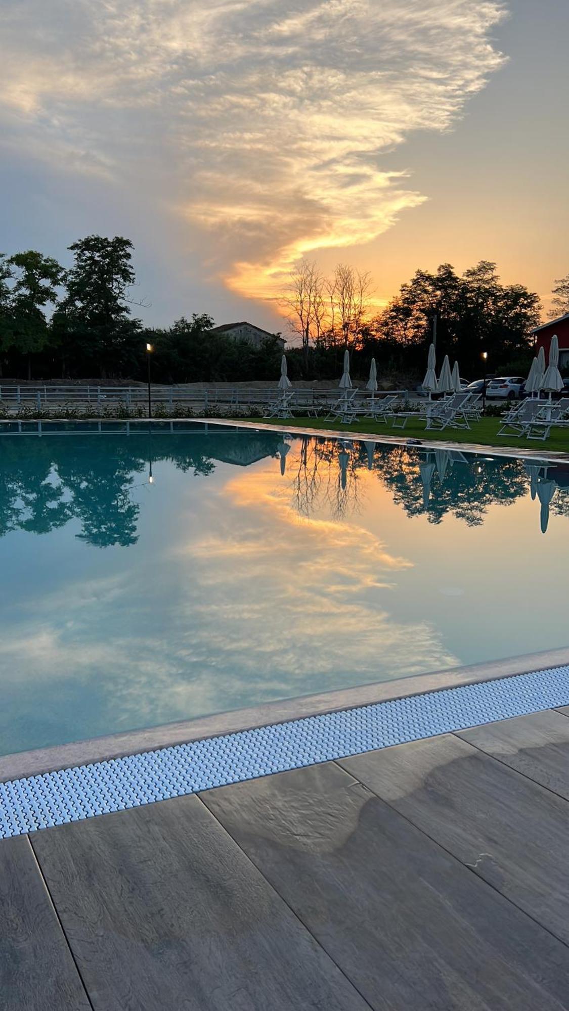 Ll Crinale Village Colli del Tronto Exterior photo